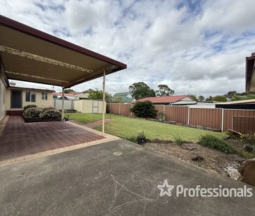 40 Gladstone Parade, Riverstone NSW 2765 - Photo 4