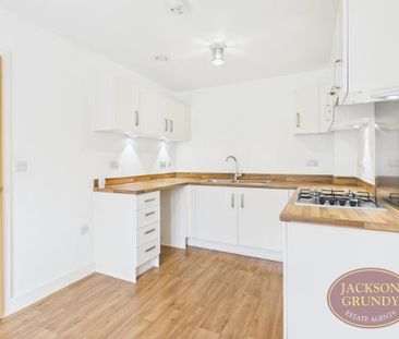 3 bedroom semi-detached house to rent - Photo 6