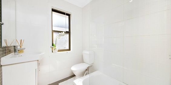 127 Hill Road, Lurnea NSW - Photo 3