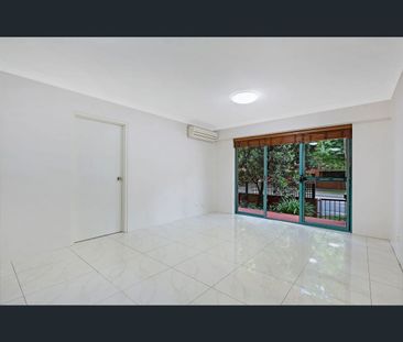 64/362 Mitchell Road, Erskineville, NSW 2043 - Photo 4