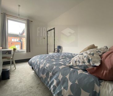 3 bedroom terraced house to rent - Photo 6