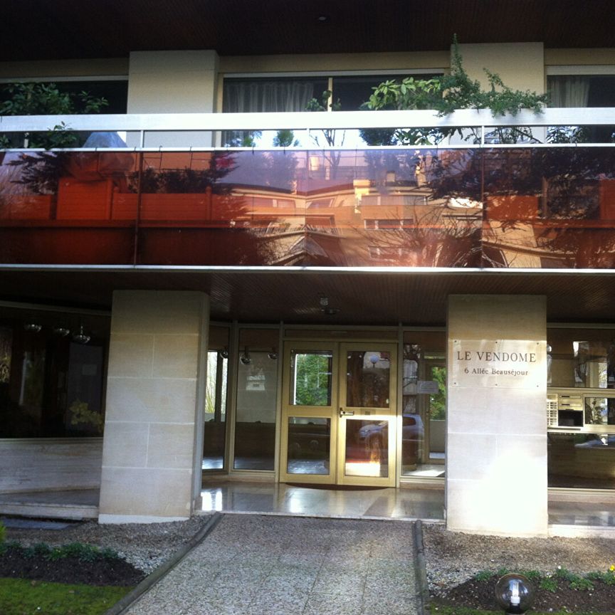 Location Appartement 2 pièces 60m² - Photo 1