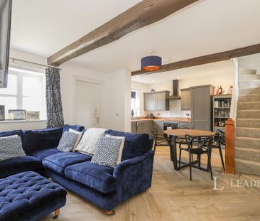 2 bedroom cottage to rent - Photo 1