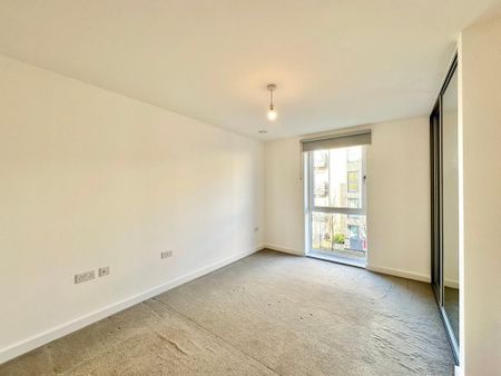 2 bedroom apartment to rent - Photo 4