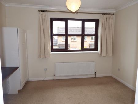 2 bedroom semi-detached house to rent - Photo 5
