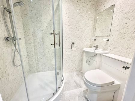 St. Elizabeths Avenue, Southampton - Photo 5