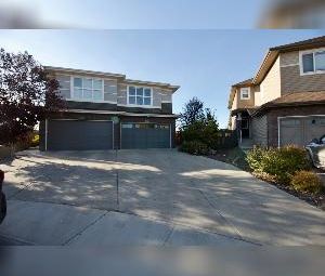 3 Bed 2.5 Bath Huge Pie-Shaped Lot Dbl Garage Trumpeter Edmonton - Photo 4