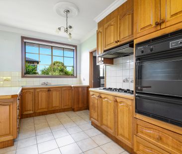 Spacious 2 bedroom unit - Photo 5