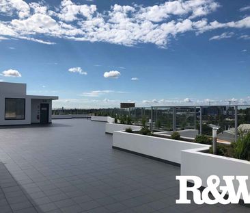 MODERN 2 BEDROOM ON FIRST FLOOR WITH LIFT ACCESS - Photo 4