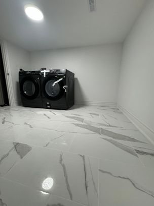 For Lease - 29 PADDINGTON Grove Unit# Lower, Barrie, Ontario - Photo 1