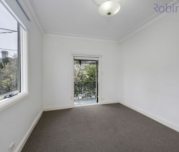 Three bedroom terrace near Newcastle Beach. - Photo 3