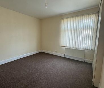 2 bedroom house to rent - Photo 2