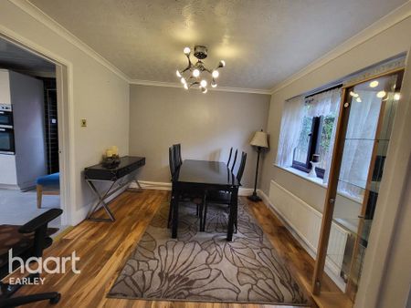 5 bedroom detached house to rent - Photo 3