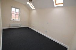 2 Bed Property To Rent - Photo 1