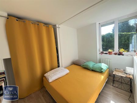 Location Appartement 2 pièces 27m² VALENCIENNES 59300 - Photo 2
