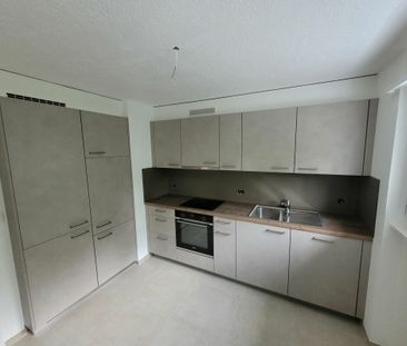 Appartement dernièrement rénové de 3 pièces avec balcon ! - Photo 5