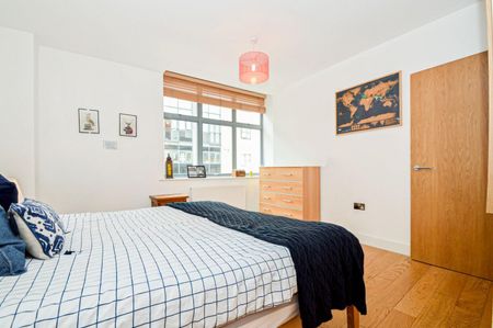 1 bedroom Flat To Let - Photo 5