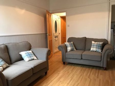 4 Bed - Thesiger Street â€“ 2 Bed - Photo 4