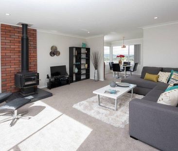 SUNNY HOME IN COCKLE BAY - Photo 1