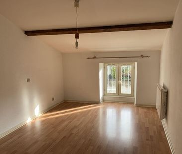 Location Appartement 3 pièces 84m² CHABEUIL 26120 - Photo 1
