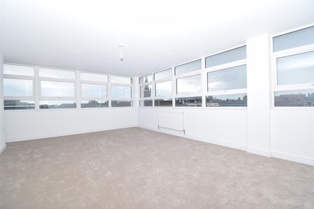 Trend House, Northgate, Wakefield - Photo 2