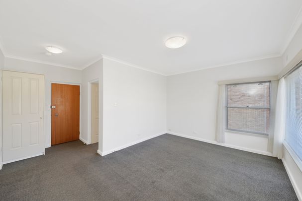 Delightful One Bedroom In The Heart Of Mosman - Photo 1
