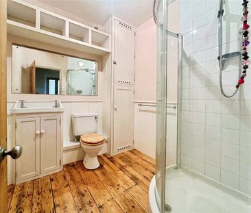 3 bedroom flat to rent - Photo 5