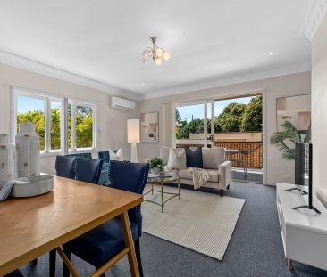 Family Home in Prime Moorooka Location - Within Yeronga State Schoo... - Photo 3