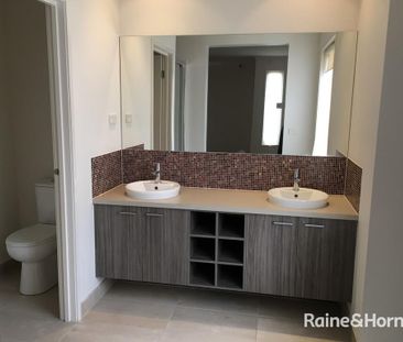 Fabulous Family Home in Williams Landing! - Photo 6