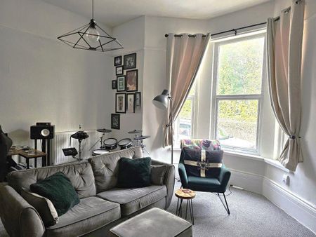 1 bedroom flat to rent - Photo 4