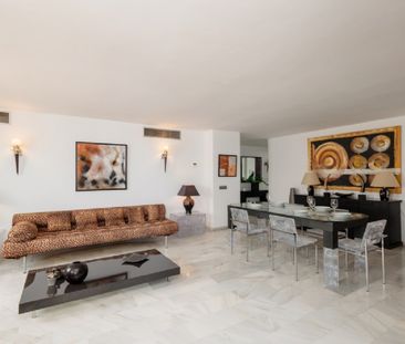 2 Bedroom Apartment For Rent in Puerto Banús, Málaga - Photo 5