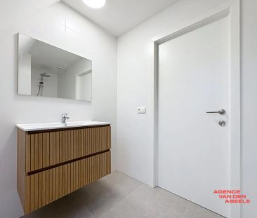 Gerenoveerd dakappartement op rustige ligging - Photo 2