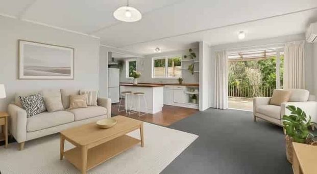 Lovely 5 Bed split level house - Photo 1