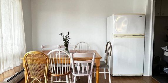 Cession de bail 4 1/2_disponible le 1 Janvier 2026 - Photo 2