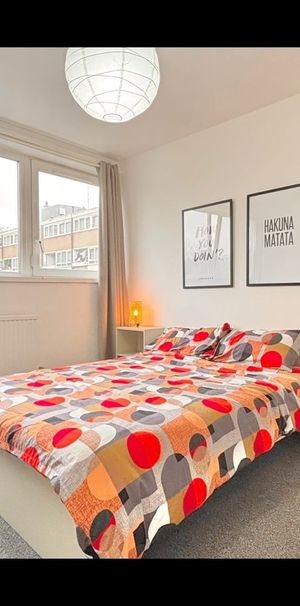 Room in a Shared House, Southwater Close, E14 - Photo 1