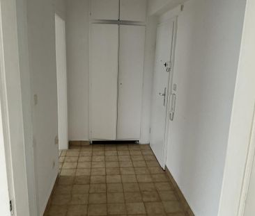 Bequem mit dem Aufzug ins 4.Obergeschoss: Tolle 2 Zimmer-Wohnung in... - Foto 6