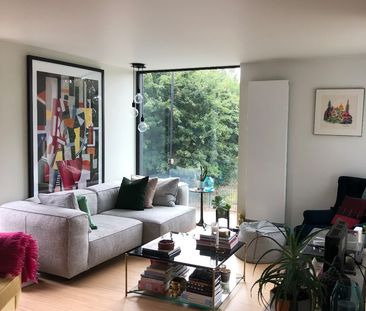 2 Bed Flat, Albany Road, SE5 - Photo 1