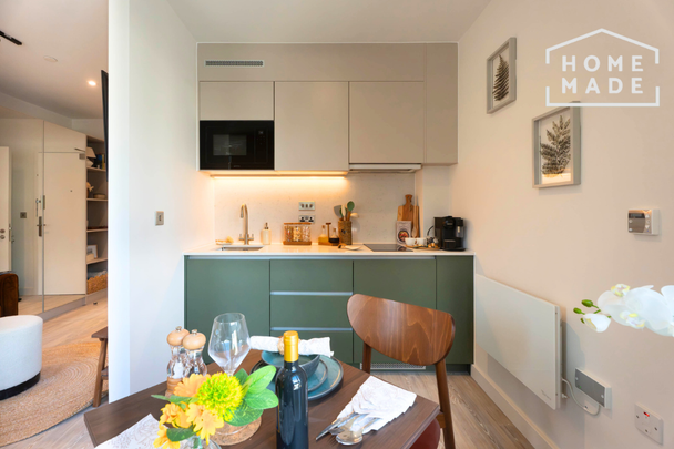 Studio to rent - Photo 1