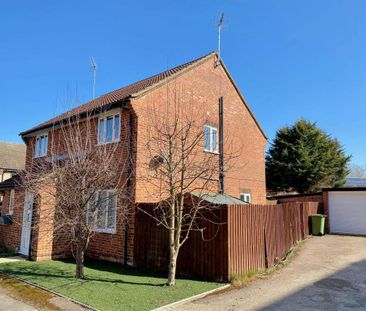 2 bedroom semi-detached house to rent - Photo 3