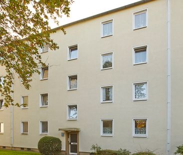 2 Raum Wohnung mit Balkon in Zentrumsnähe - Anmietung ausschließlich mit Wohnberechtigungsschein) - Photo 2