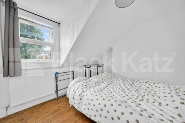 Spacious 6-Bedroom House – Perfect for Students & Professional Sharers - Photo 1