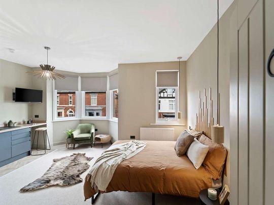 6 bedroom house of multiple occupation to rent - Photo 1