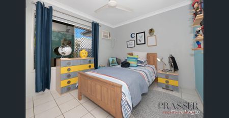 Modern, Low-Maintenance Living in a Quiet Family Court - Photo 5