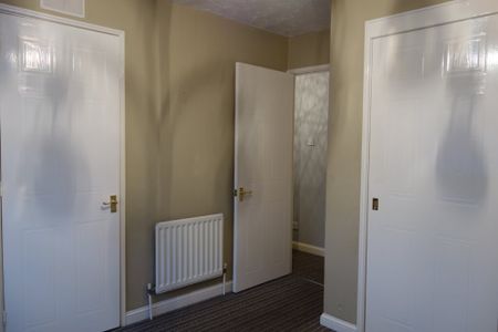 2 bedroom House to rent - Photo 5