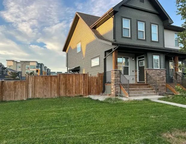 3 Bedroom House in Seton | 133 Seton Terrace Southeast, Calgary - Photo 1