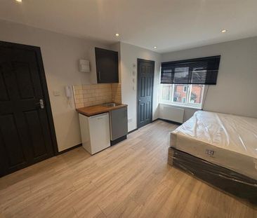 6 bedroom house share to rent - Photo 1