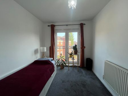 2 bedroom flat to rent - Photo 5