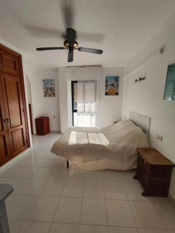 Middle Floor Apartment | Nerja | €1.500/Month - Photo 3