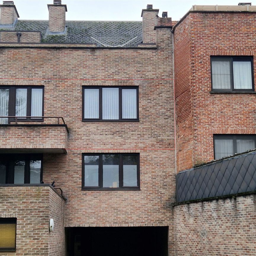 Appartement met 2 slaapkamers, 2 terrasen en garagebox - Photo 1