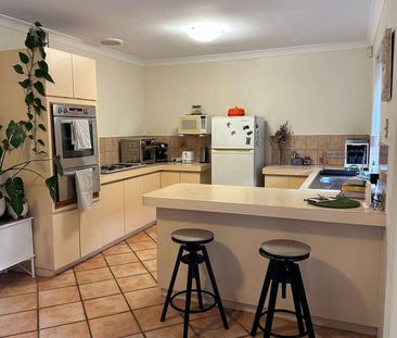 Scarborough - Photo 6